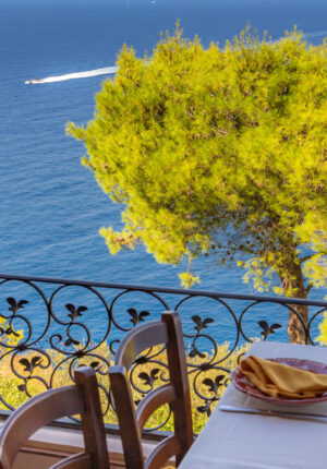 TGZ Exclusive - Luxury Travel Private Villa & Household - Experience on-site Exclusive Italian Dining Experience