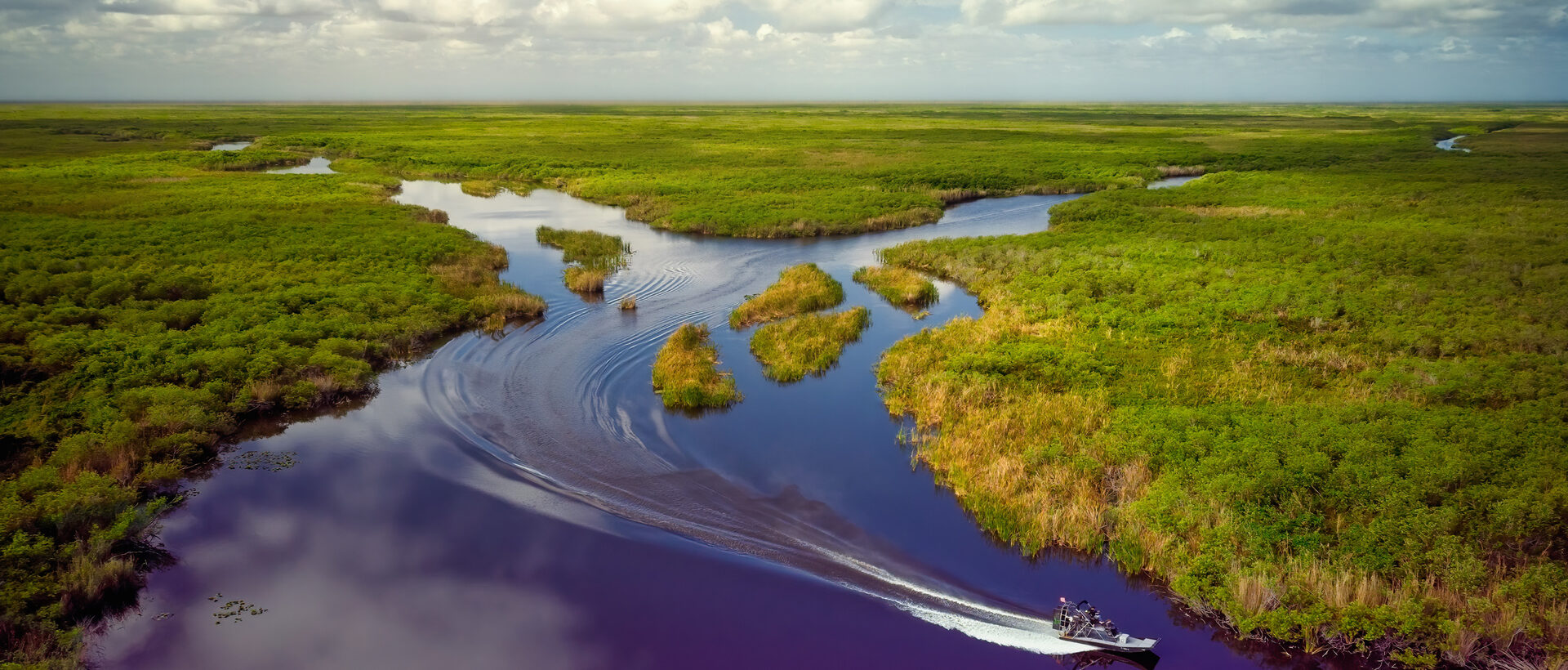 TGZ Exclusive - Luxury Travel Private Villa & Household - Experience Airboat Everglades